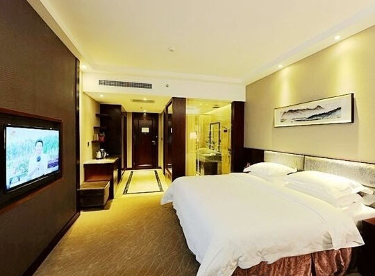 資興雄鑫豪廷酒店，東江湖畔的美景房，可定東江湖門票